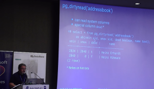 写真：Christoph Berg による「削除されたデータの復元」についての解説